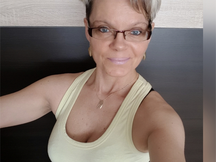 Silvia 40 Polish slim slut