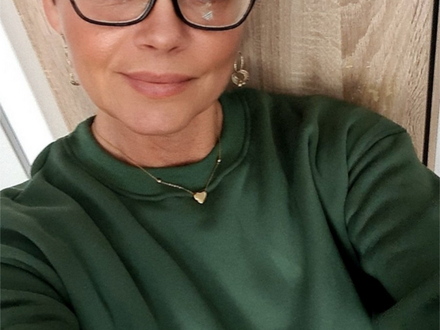 Silvia 40 Polish slim slut