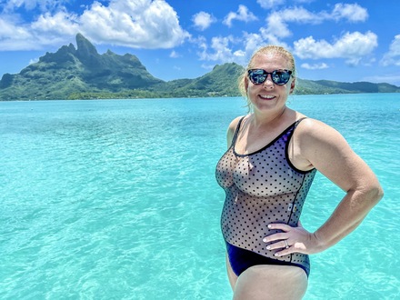 Nude in Tahiti