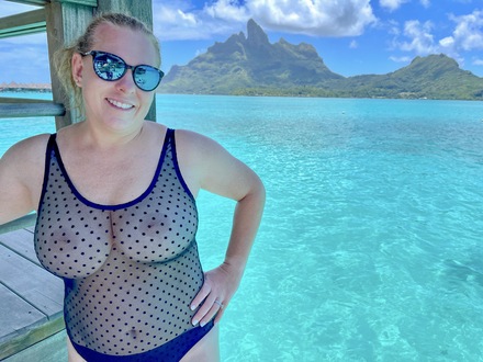 Nude in Tahiti