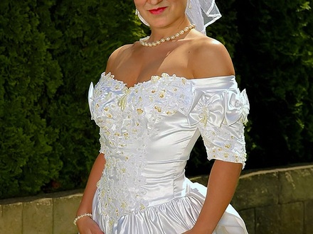 Bride for rent