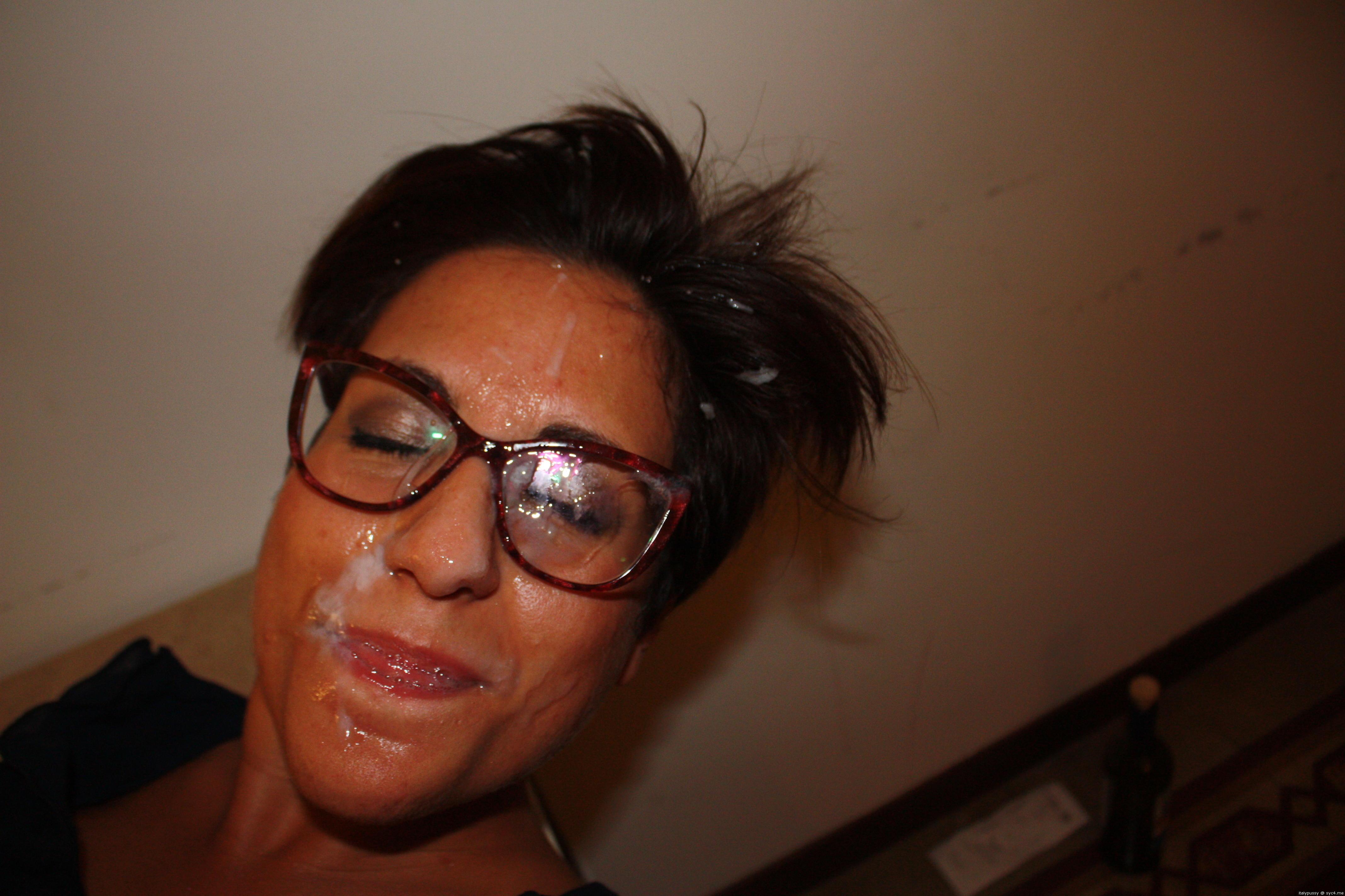 Homemade Amateur Facials Glasses - Romina Italian whore at HomeMoviesTube.com