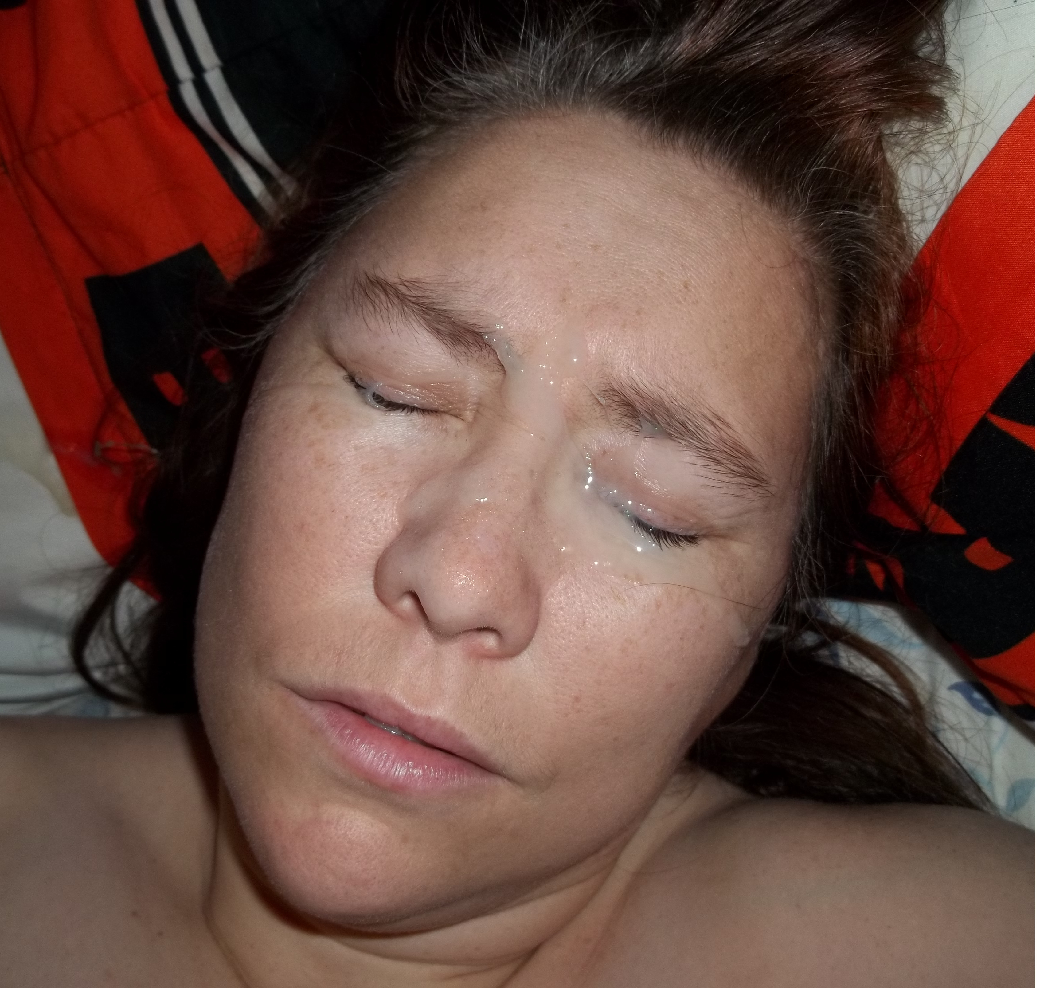 Amateur wife facial at HomeMoviesTube